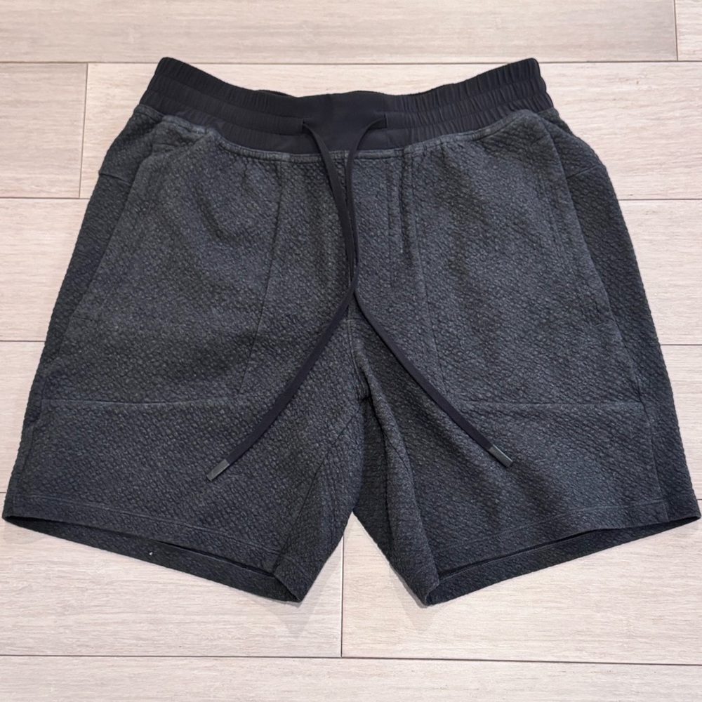 MENS LULULEMON SHORTS